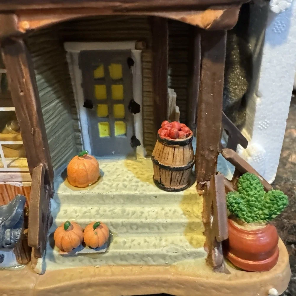 LEMAX RARE HAYDEN'S GENERAL STORE HARVEST FALL LIGHTED VILLAGE 2008-2012 Retired